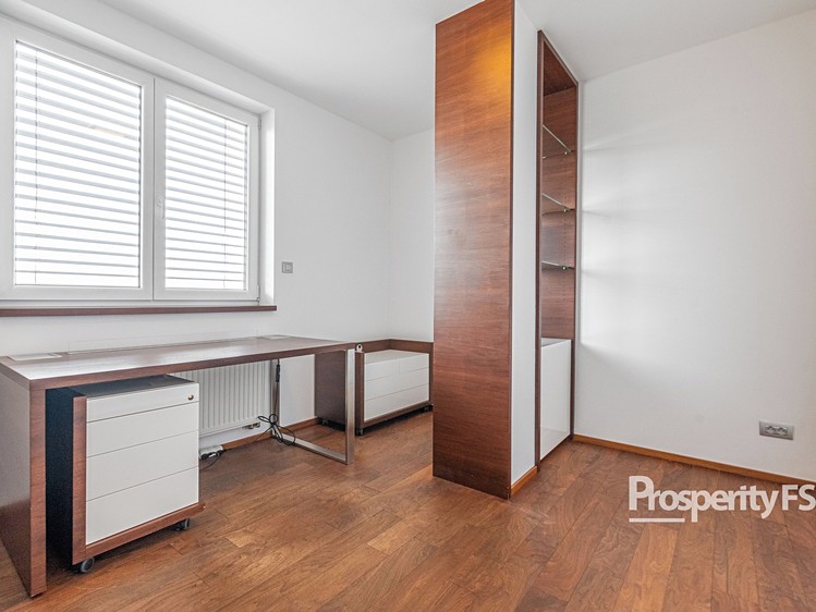 Pronájem bytu 4+kk, 106 m² (12 z 22)