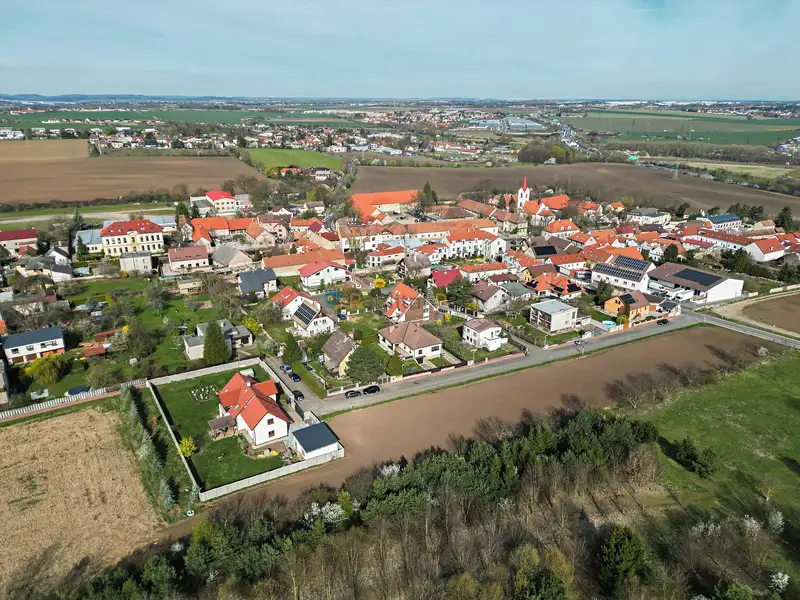 Prodej stavebního pozemku 1140 m², Ořech – náhled fotky 2