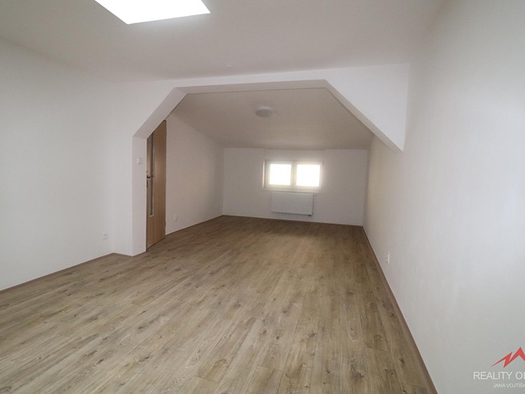 Квартира 2+1 в оренду, 79 м² (8 з 13)