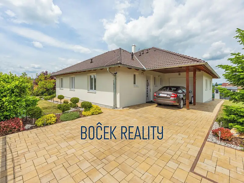 Prodej rodinného domu 116 m², pozemek 1032 m², Hostomice – náhled fotky 1