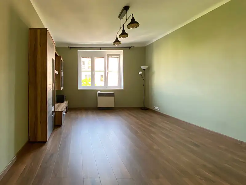 Pronájem bytu 1+kk 35 m², Praha – náhled fotky 1
