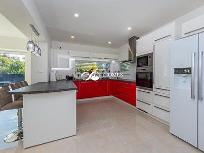 Будинок на продаж, 340 м² (3 з 60)