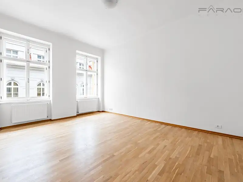 Pronájem bytu 3+1 87 m², Praha – náhled fotky 2