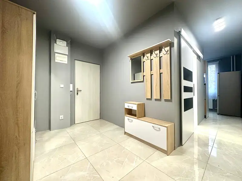Prodej bytu 3+1 64 m², Chomutov – náhled fotky 2