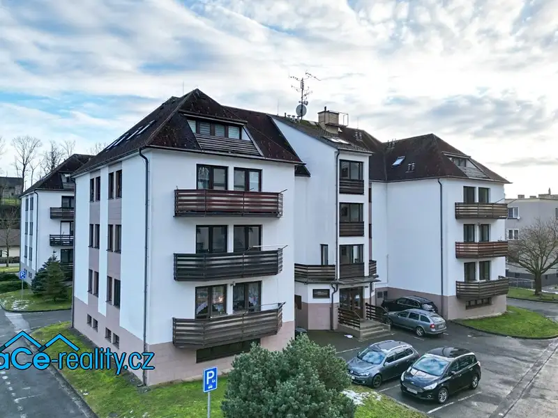 Prodej bytu 1+1 50 m², Kvasiny – náhled fotky 1