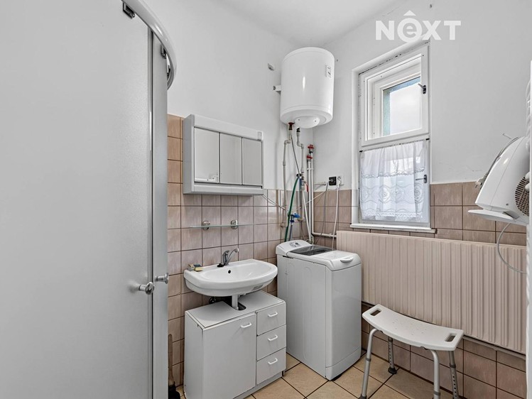 Комерційне приміщення на продаж, 366 м² (16 з 30)