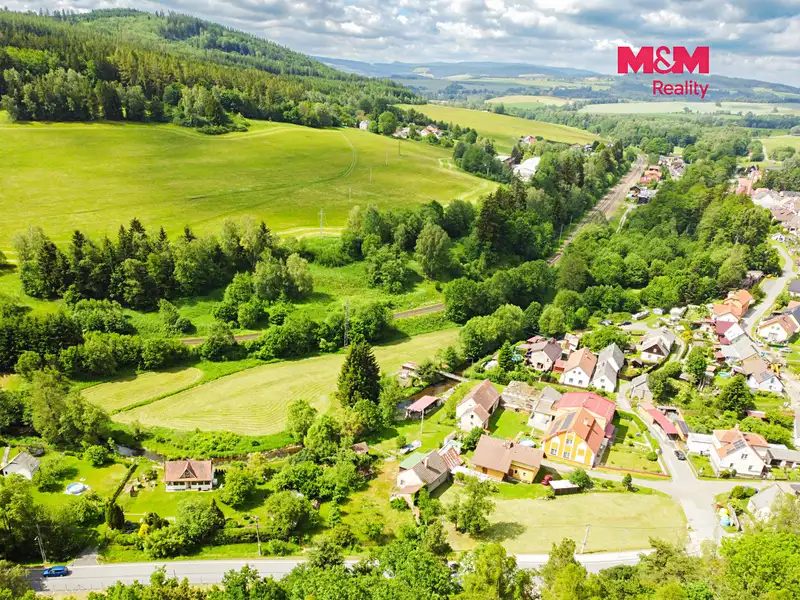 Prodej stavebního pozemku 1315 m², Kolinec – náhled fotky 3