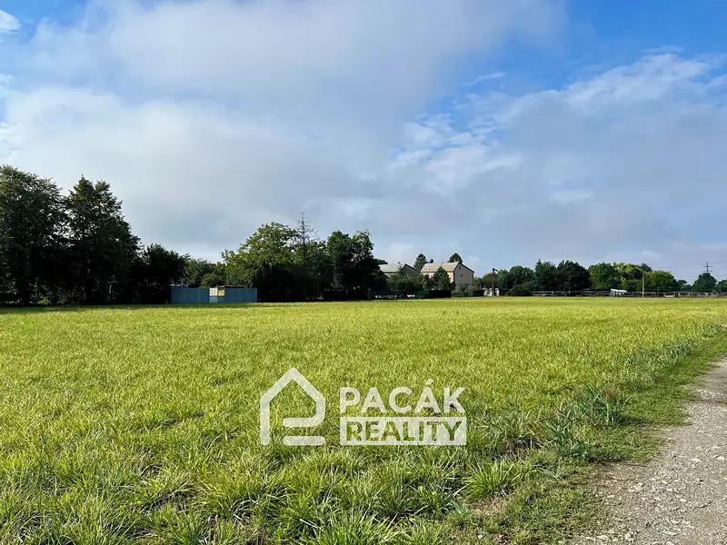 Prodej stavebního pozemku 5516 m², Grygov – náhled fotky 3