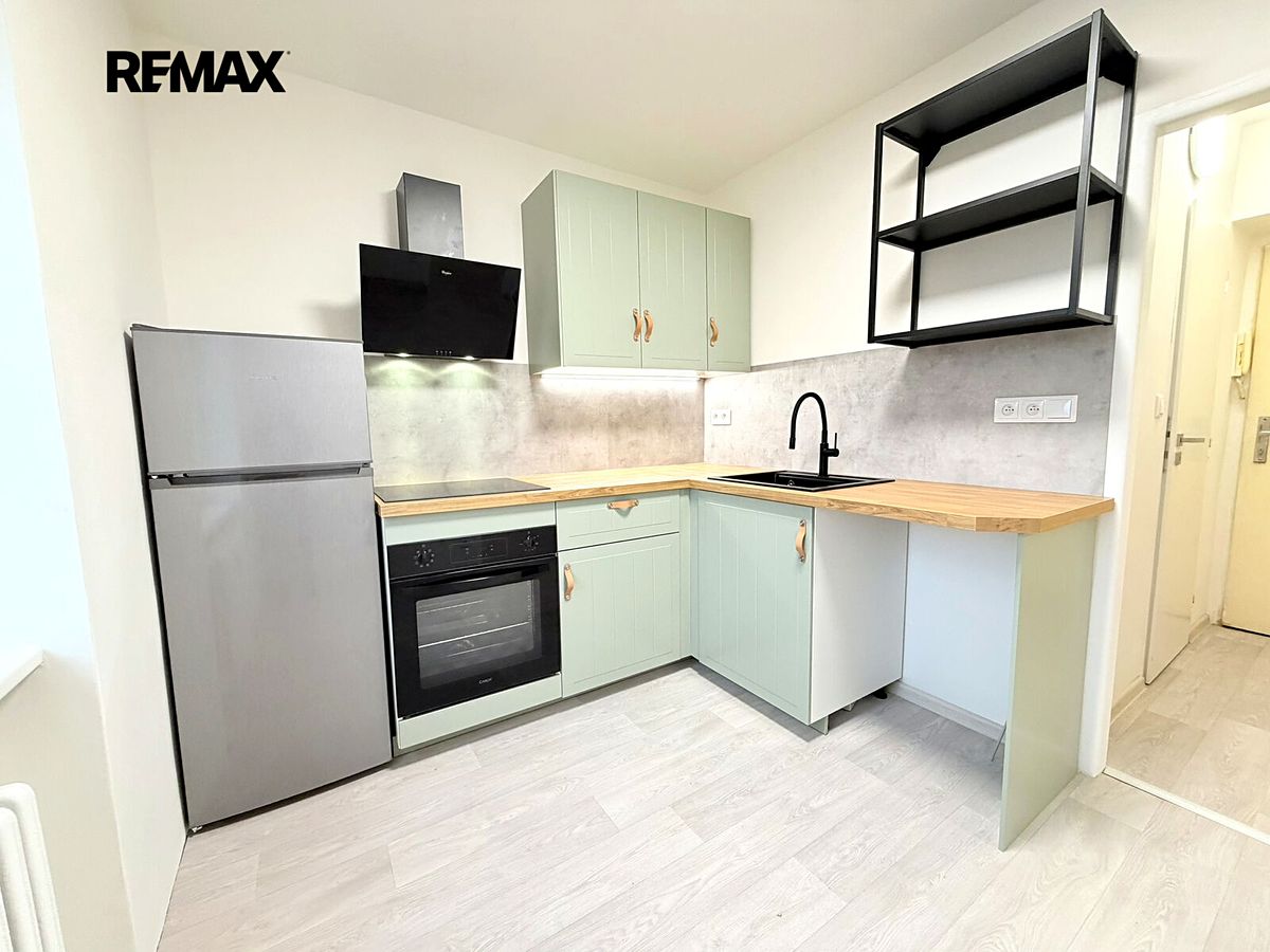 Pronájem bytu 1+1 30 m²