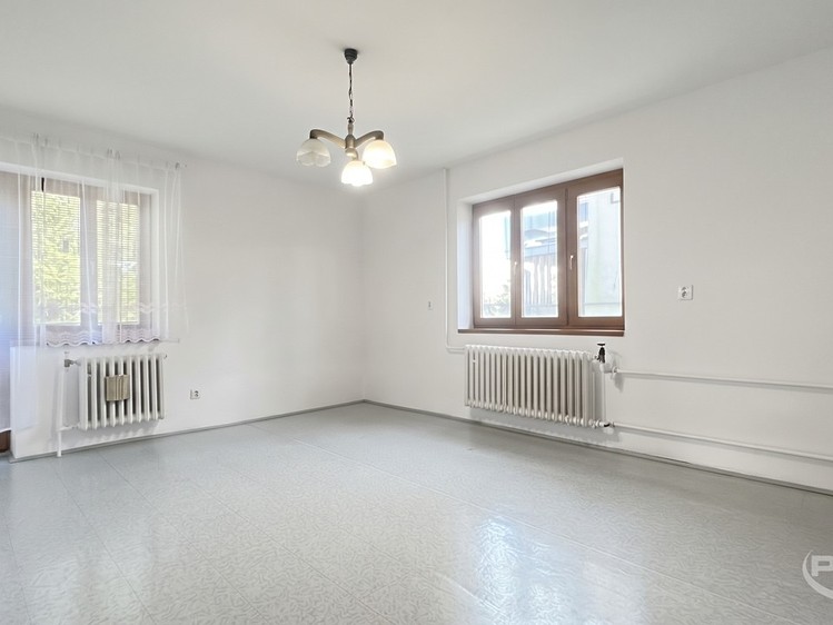 Prodej domu, 230 m² (1 z 13)