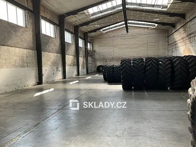Pronájem skladového prostoru 1500 m², Bystřany – náhled fotky 2