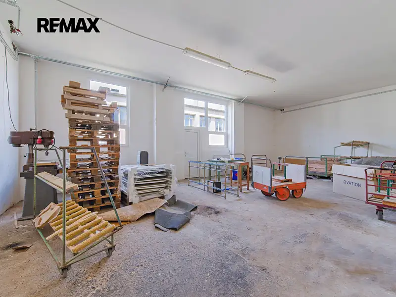 Pronájem skladového prostoru 500 m², Luby – náhled fotky 3