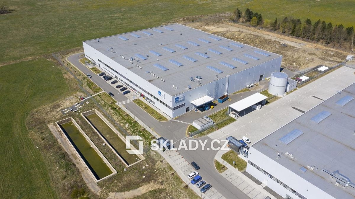Pronájem skladového prostoru 1800 m², Česká Lípa – fotka 1 z 3