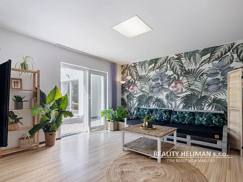 Prodej rodinného domu 266 m², pozemek 1236 m², Řečany nad Labem – náhled fotky 3
