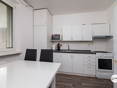 Prodej bytu 1+1, 37 m² (2 z 10)