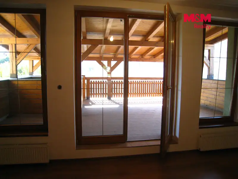 Prodej obchodního prostoru 900 m², Frenštát pod Radhoštěm – náhled fotky 2