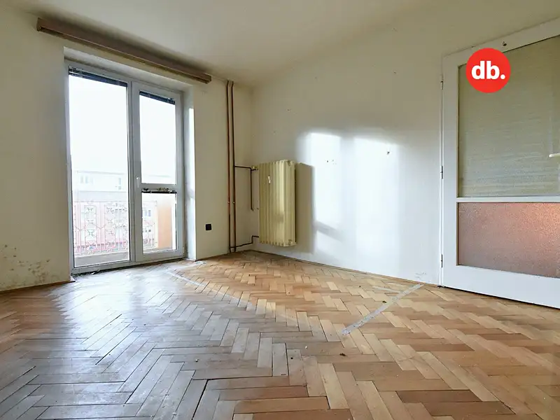 Prodej bytu 2+1 64 m², Ostrov – náhled fotky 2