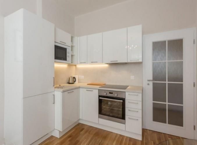 Pronájem bytu 2+kk 48 m² – fotografie 3