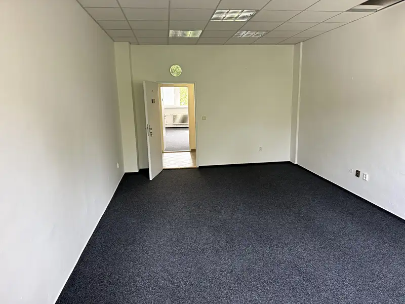 Pronájem kanceláře 26 m², Praha – náhled fotky 2