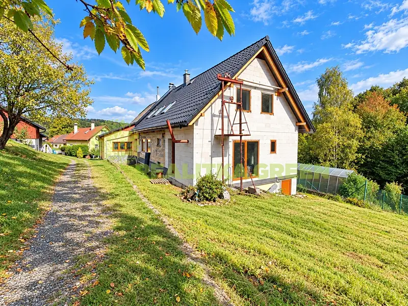 Prodej rodinného domu 148 m², pozemek 1594 m², Mikulůvka – náhled fotky 1