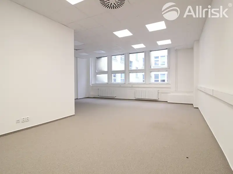 Pronájem kanceláře 15 m², Brno – náhled fotky 1