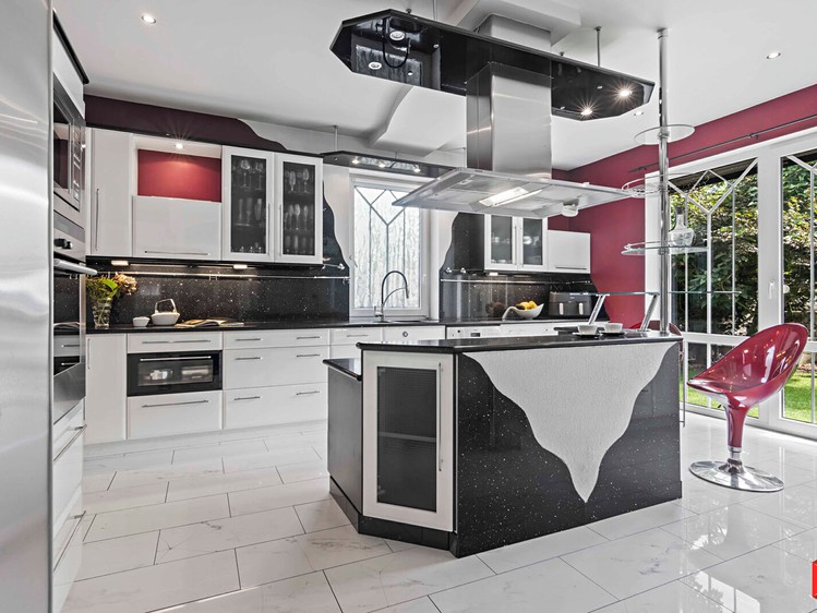 Будинок на продаж, 358 м² (25 з 60)