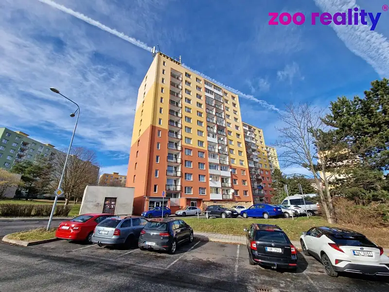 Pronájem bytu 1+1 42 m², Chomutov – náhled fotky 1