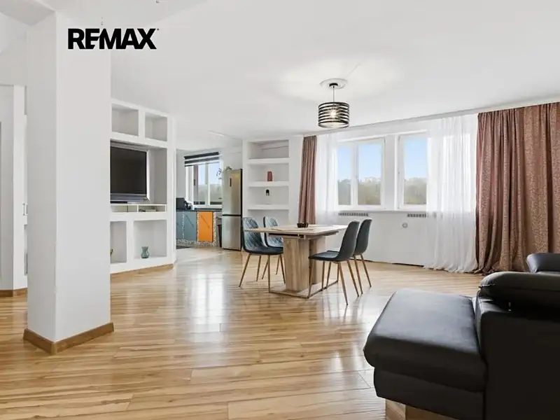 Prodej bytu 2+kk 86 m², Karlovy Vary – náhled fotky 3