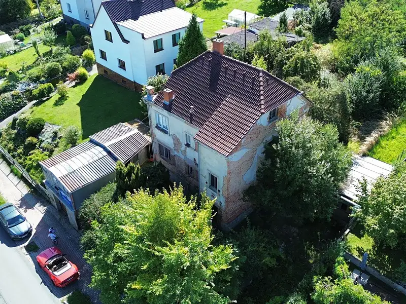 Prodej rodinného domu 270 m², pozemek 1104 m², Plzeň – náhled fotky 3