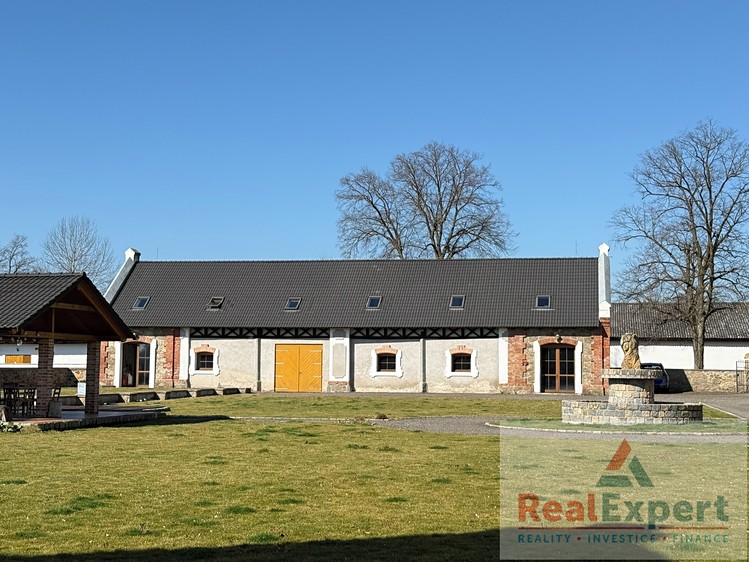 Комерційне приміщення на продаж, 3 277 м² (33 з 49)
