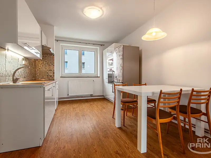 Prodej bytu 2+1 58 m², Praha – náhled fotky 2