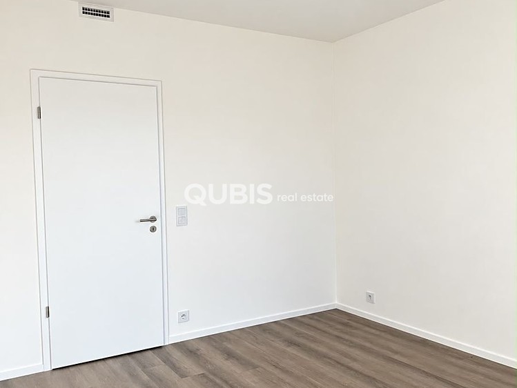 The 2+kk flat for rent, 147 m² (5 of 13)