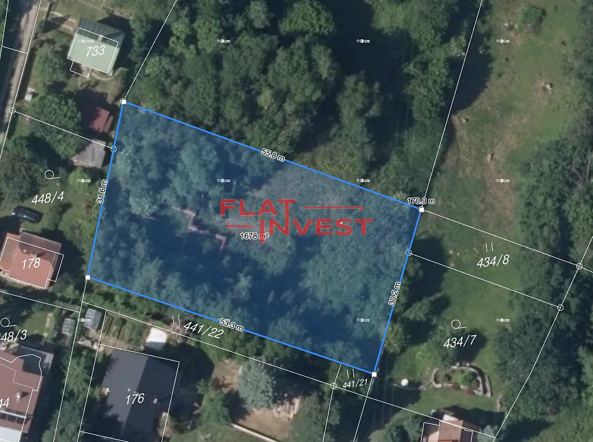 Prodej stavebního pozemku 1678 m²
