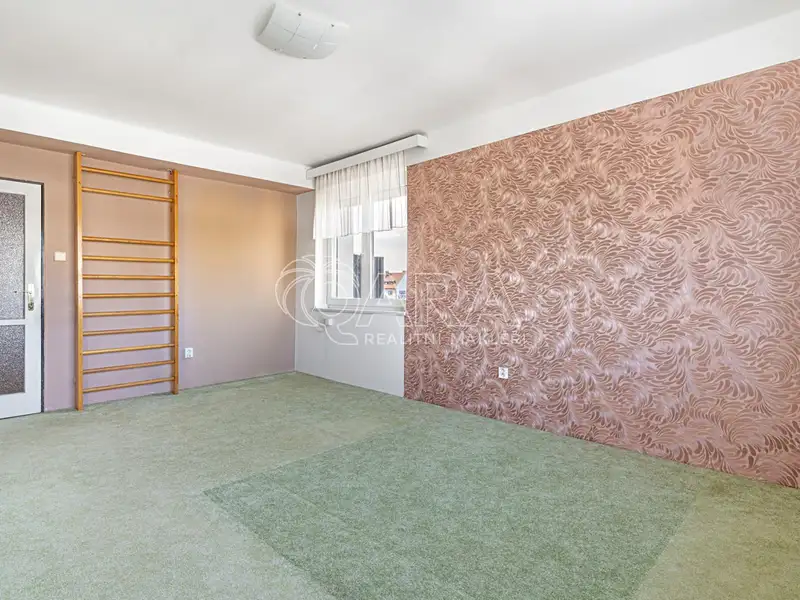 Prodej bytu 3+1 94 m², Praha – náhled fotky 3