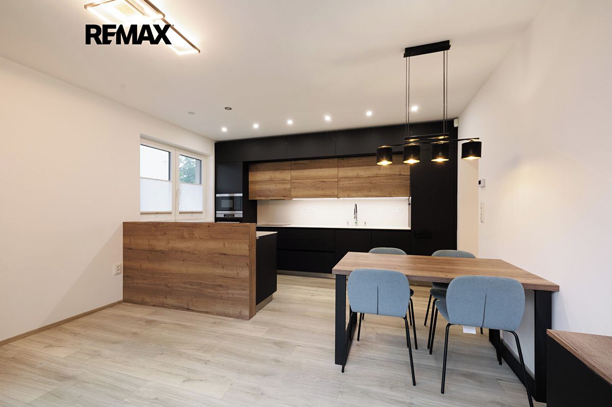 Prodej bytu 3+kk 71 m², Hronov – fotka 1 z 3