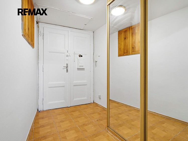 Квартира 4+kk на продаж, 84 м² (18 з 28)