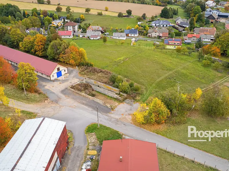 Prodej komerčního pozemku 834 m², Rovečné – náhled fotky 1