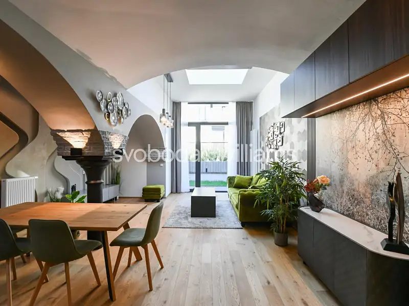 Pronájem bytu 2+kk 86 m², Praha – náhled fotky 2