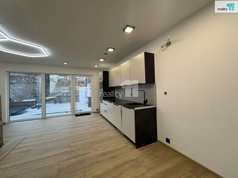Pronájem rodinného domu 70 m², pozemek 105 m², Sobotovice – náhled fotky 1