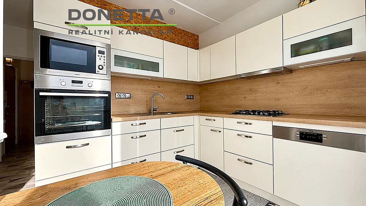 Pronájem bytu 2+1 78 m²