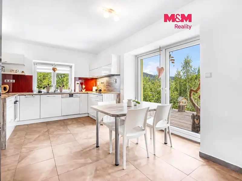 Prodej rodinného domu 179 m², pozemek 844 m², Tanvald – náhled fotky 1