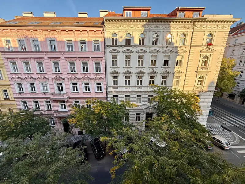 Pronájem bytu 2+1 78 m², Praha – náhled fotky 3