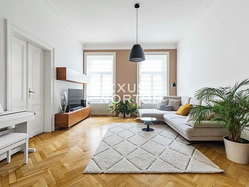 Prodej bytu 3+1 97 m², Praha – náhled fotky 1
