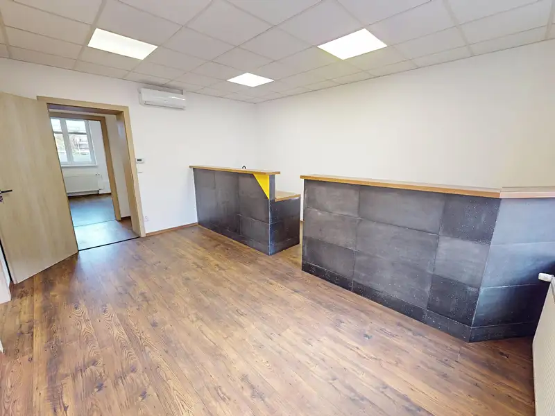 Pronájem kanceláře 120 m², Třinec – náhled fotky 1