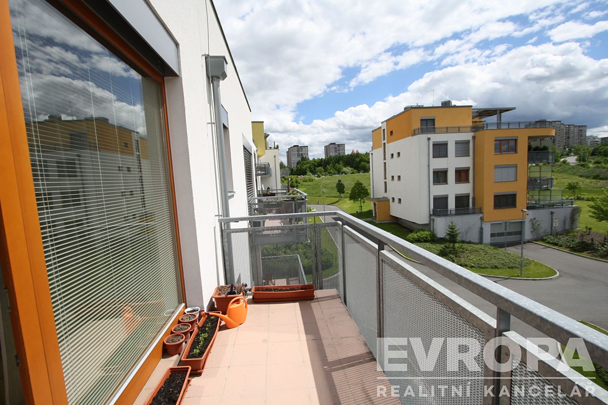 Pronájem bytu 2+kk 64 m²