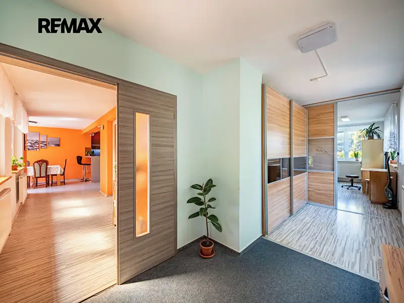 Prodej vícegeneračního domu 220 m², pozemek 3585 m², Krhovice – náhled fotky 2