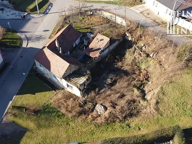 Prodej stavebního pozemku 365 m², Šardice – náhled fotky 2