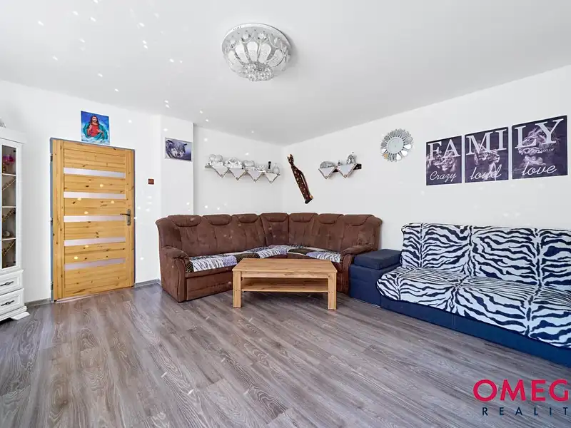 Prodej rodinného domu 130 m², pozemek 256 m², Bezno – náhled fotky 2