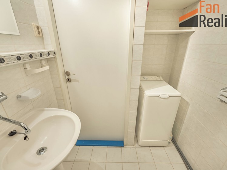Prodej bytu 2+1, 65 m² (14 z 20)