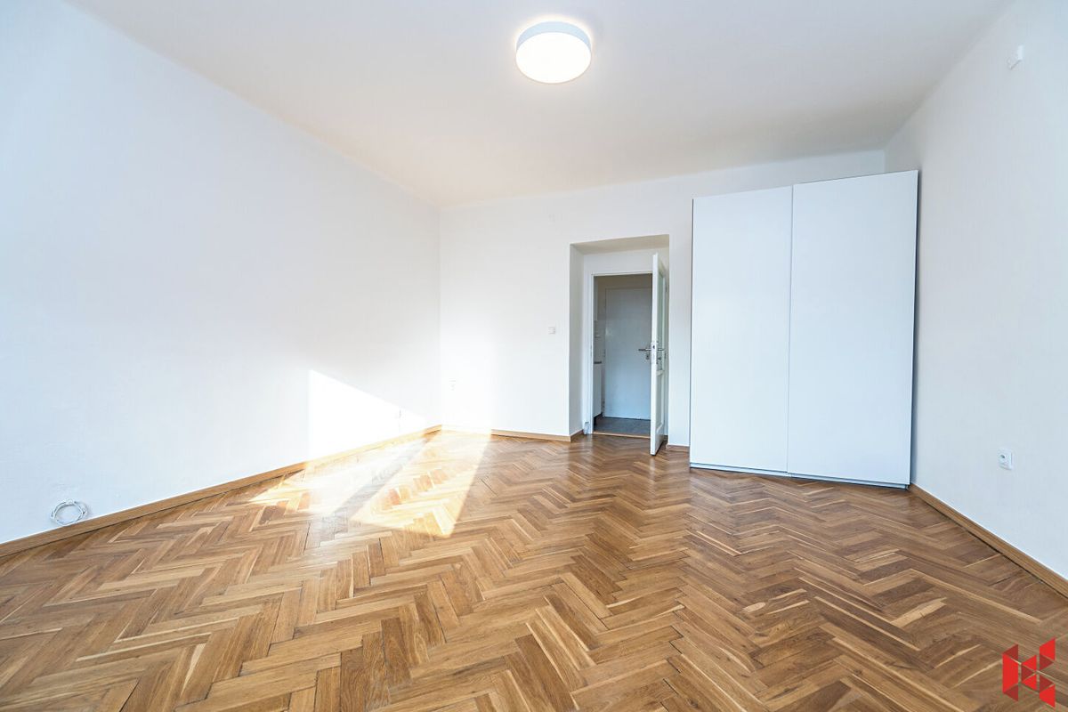 Pronájem bytu 2+kk 44 m² – fotografie 4